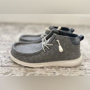 Reef Mens Cushion Coast Mid Shoe Gray Chukka Lightweight Sneaker